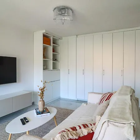 아파트 Apt Lumineux Avec Terrasse A 5' Du Centre 칸느