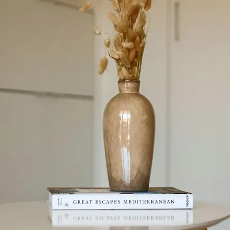 شقة Lumineux Avec Terrasse A 5' Du Centre