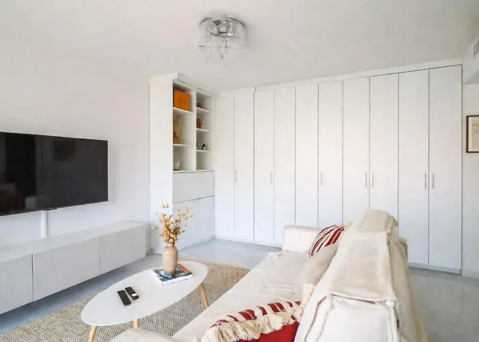 شقة Lumineux Avec Terrasse A 5' Du Centre كان