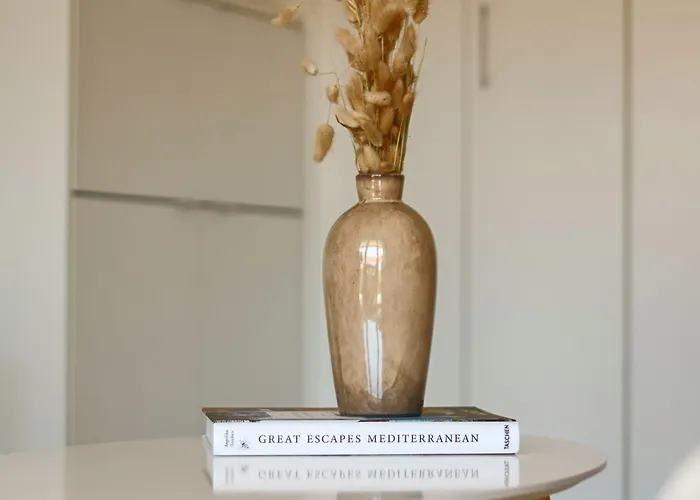 شقة Lumineux Avec Terrasse A 5' Du Centre