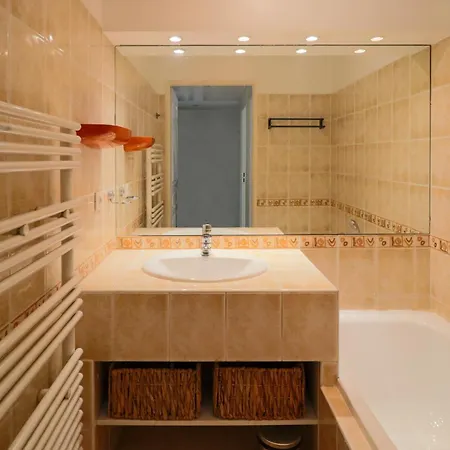 Apt Lumineux Avec Terrasse A 5' Du Centre * קאן